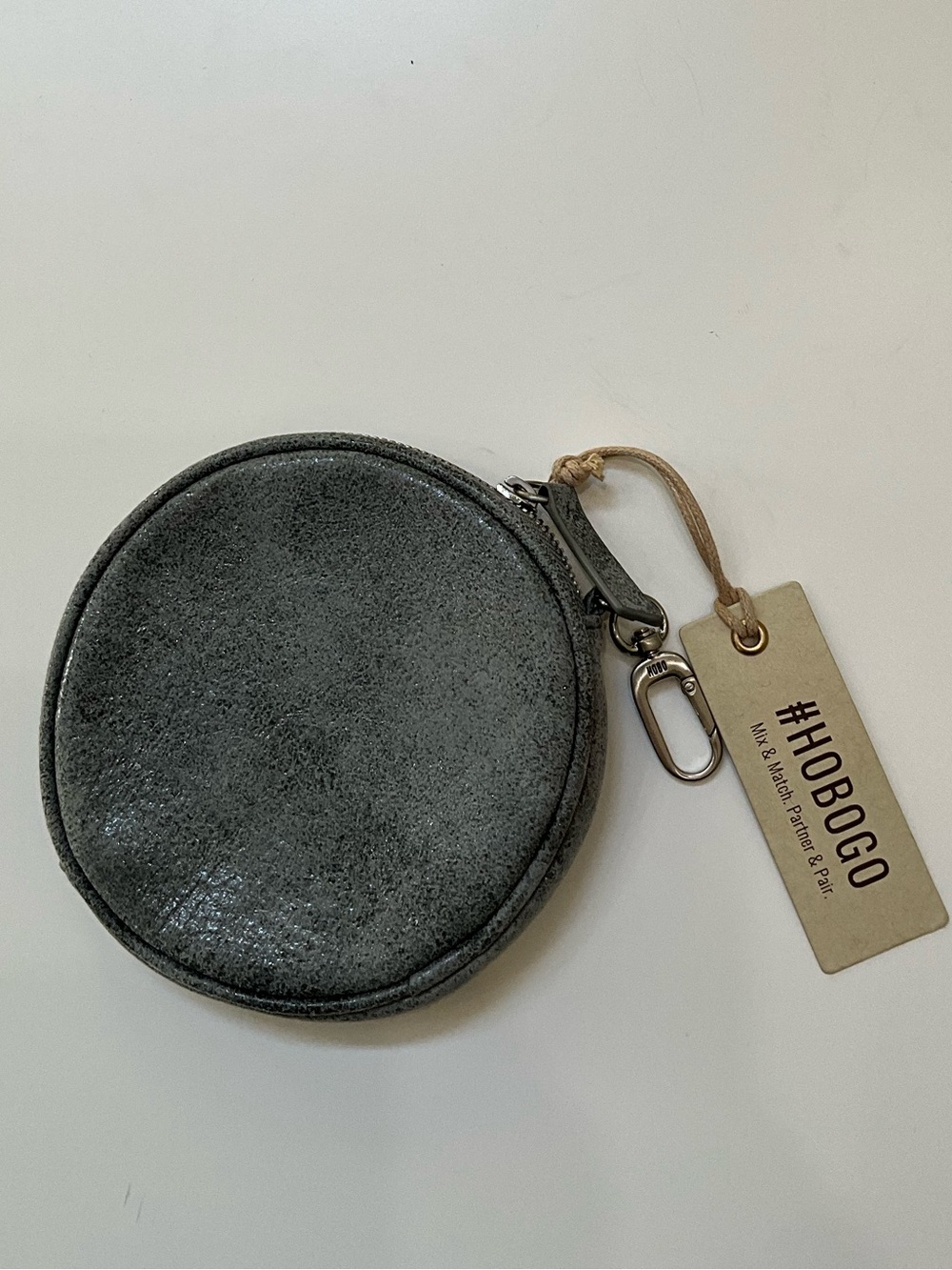 REVOLVE Gray Round Coin Pouch with Tan Interior